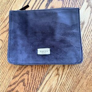 Authentic GUCCI Beauty Velvet Makeup Pouch - Charcoal Grey / Purple